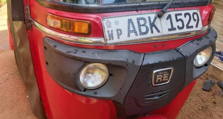 BAJAJ 2016 4 STROKE