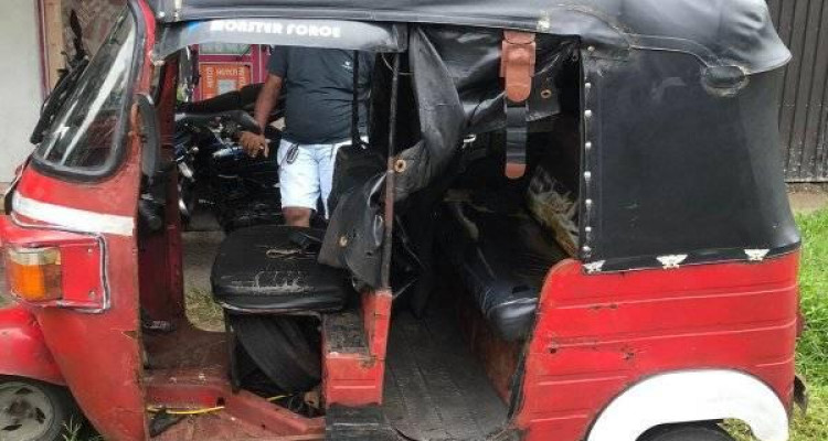 BAJAJ 2011 4 STROKE
