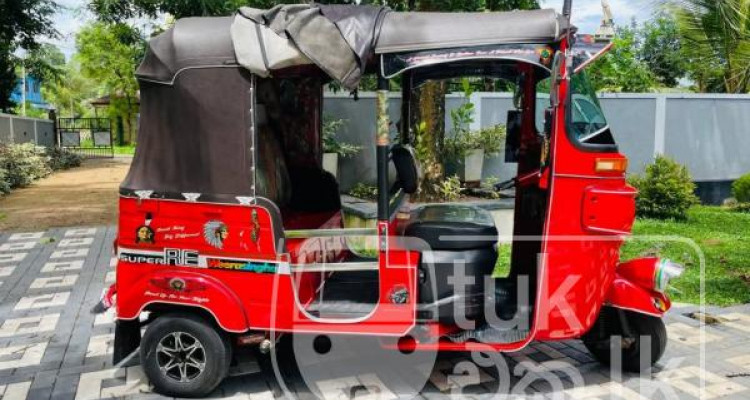 BAJAJ 2015 4 STROKE
