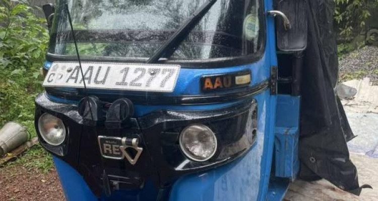BAJAJ 2014 4 STROKE
