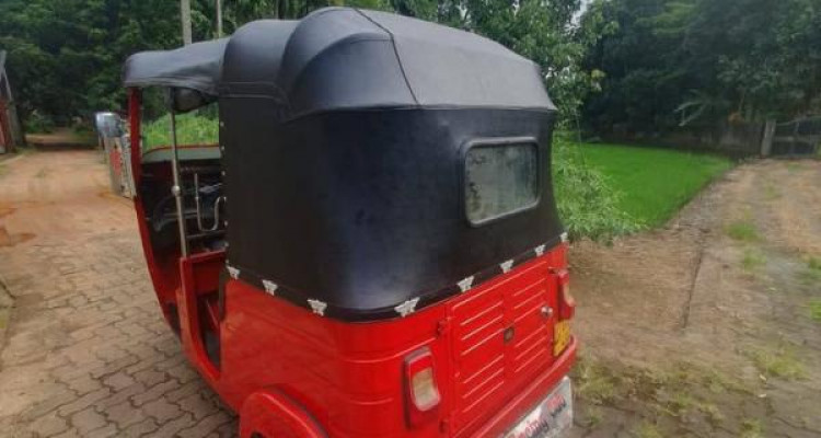 BAJAJ 2014 4 STROKE