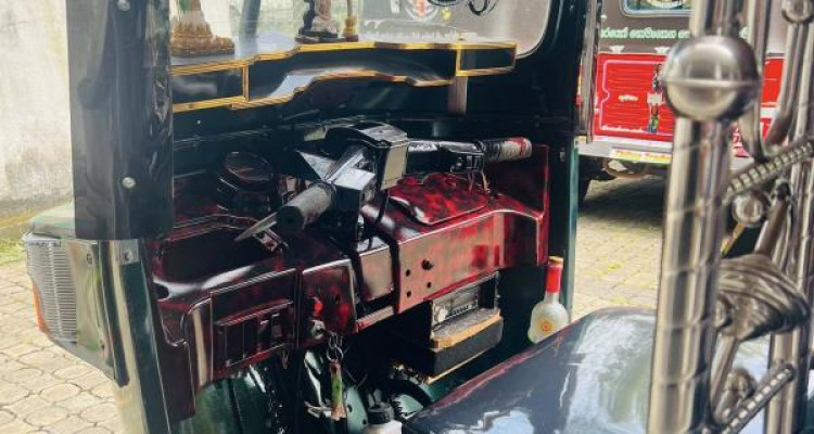 BAJAJ 2012 4 STROKE