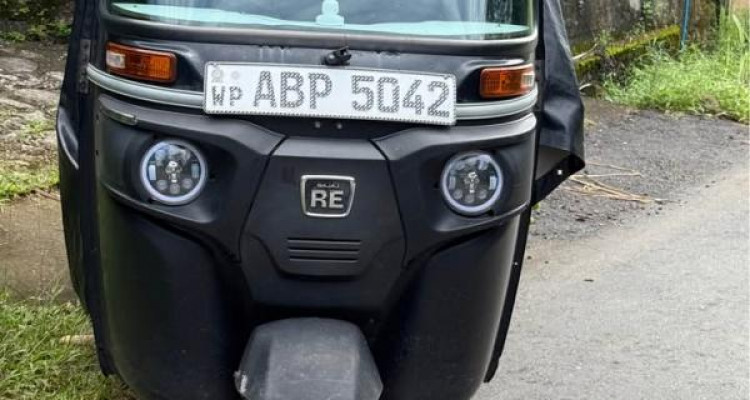 BAJAJ 2017 4 STROKE