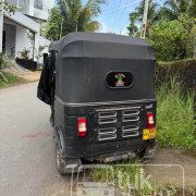 BAJAJ 2017 4 STROKE