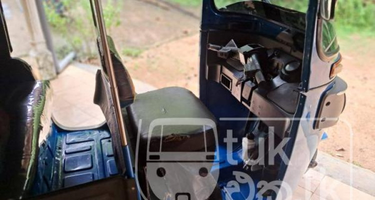 BAJAJ 2015 4 STROKE