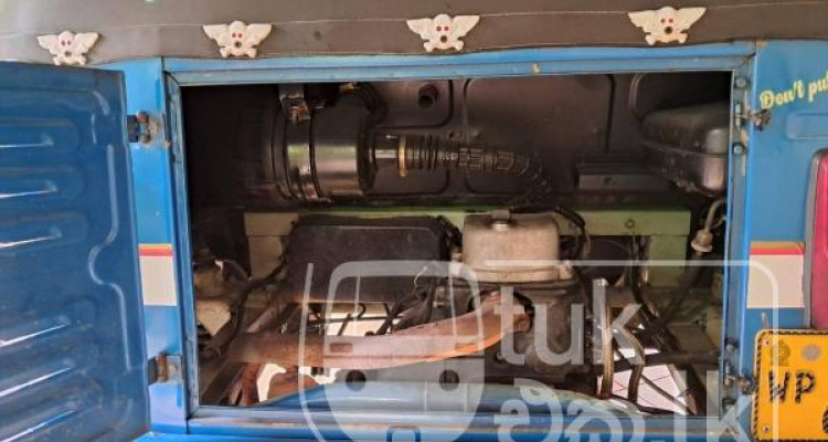 BAJAJ 2015 4 STROKE