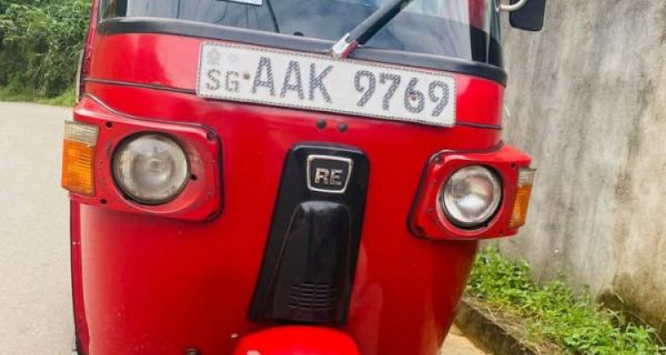 BAJAJ 2018 4 STROKE