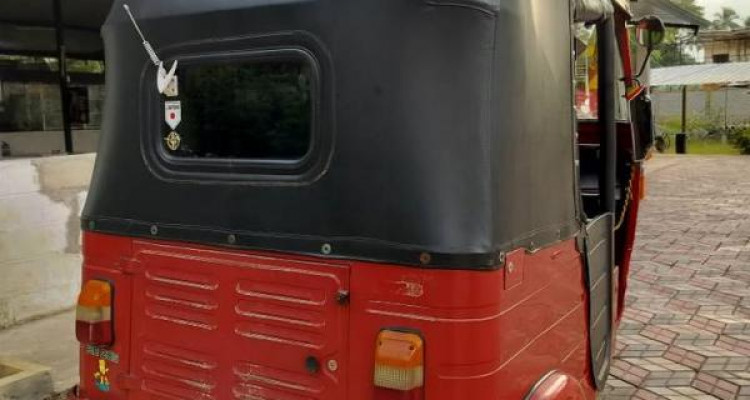 BAJAJ 2013 4 STROKE