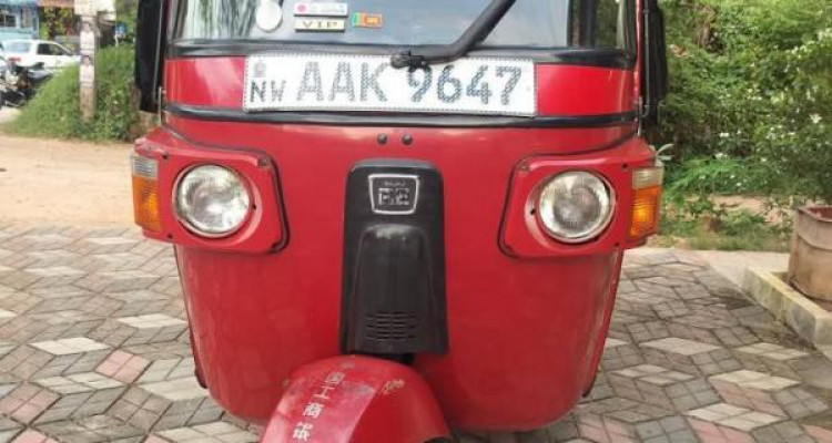 BAJAJ 2013 4 STROKE