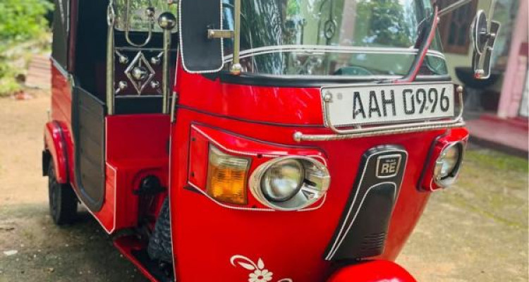 BAJAJ 2013 4 STROKE