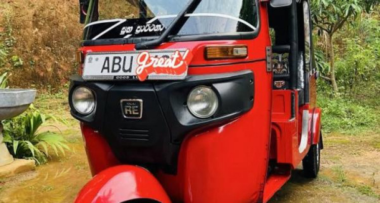 BAJAJ 2019 4 STROKE