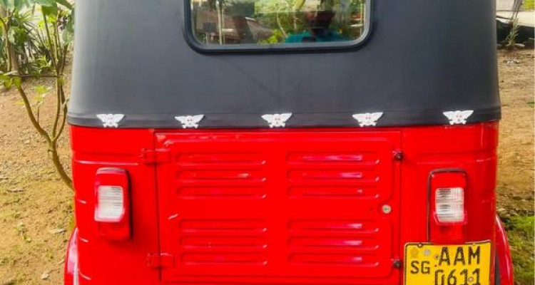 BAJAJ 2013 4 STROKE