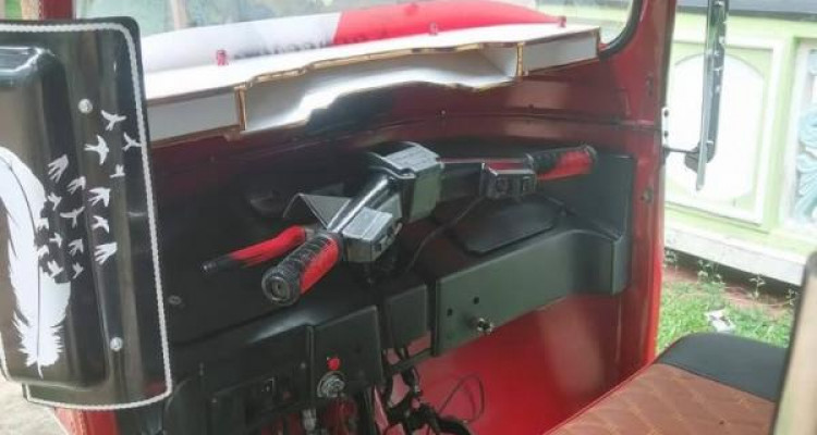BAJAJ 2013 4 STROKE
