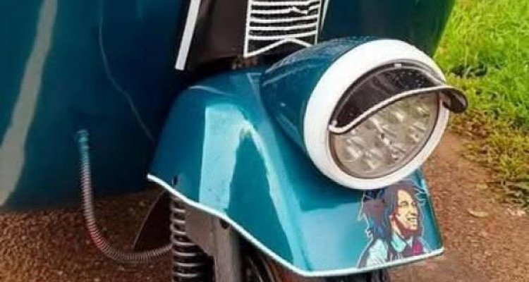 BAJAJ 1995 2 STROKE