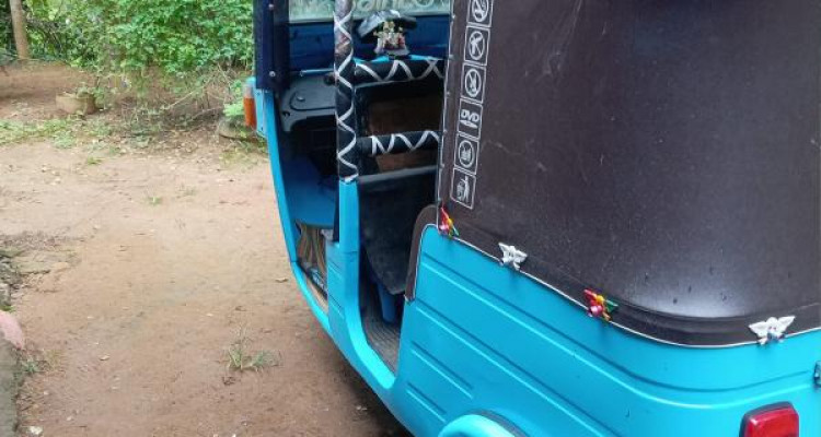 BAJAJ 2012 4 STROKE