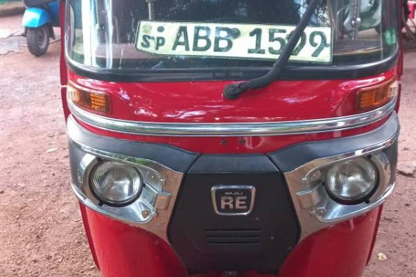 BAJAJ 2015 4 STROKE
