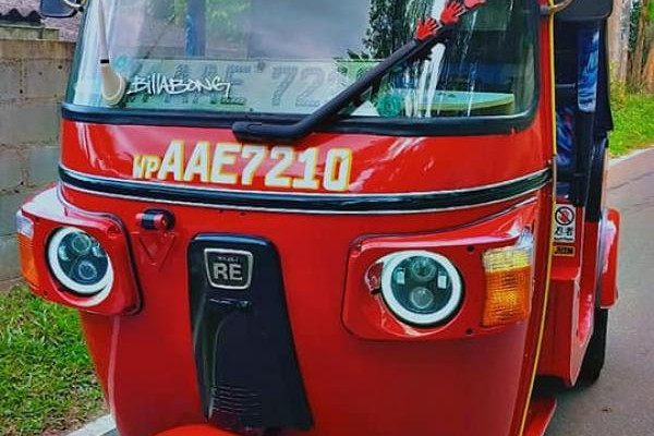 BAJAJ 4 STROKE 2012