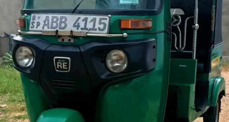 BAJAJ 2015 4 STROKE