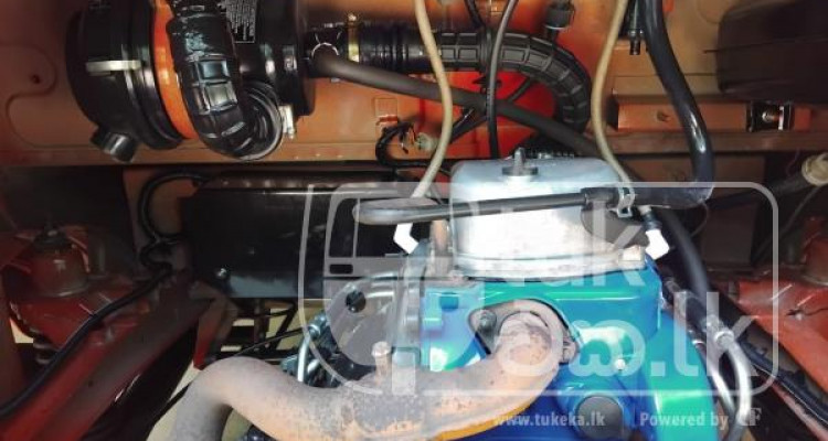 BAJAJ 2019 4 STROKE