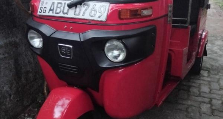BAJAJ 2019 4 STROKE