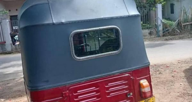 BAJAJ 2006 2 STROKE