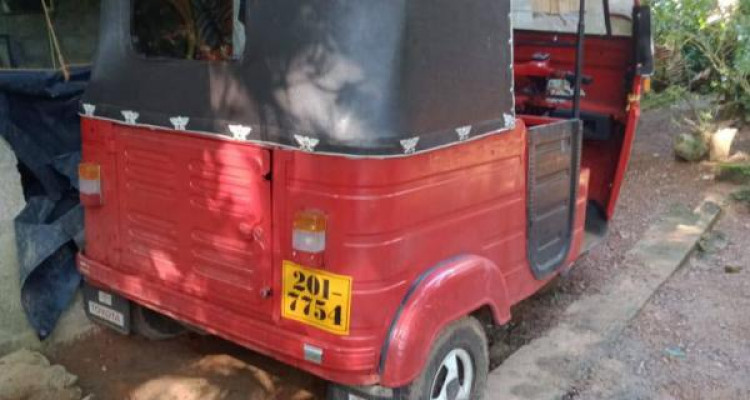 BAJAJ 1995 2 STROKE