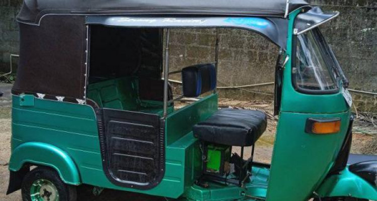 BAJAJ 2005 2 STROKE