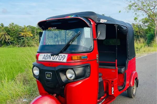 BAJAJ 2016 4 STROKE