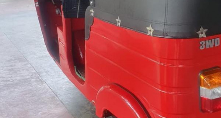 BAJAJ 2011 4 STROKE