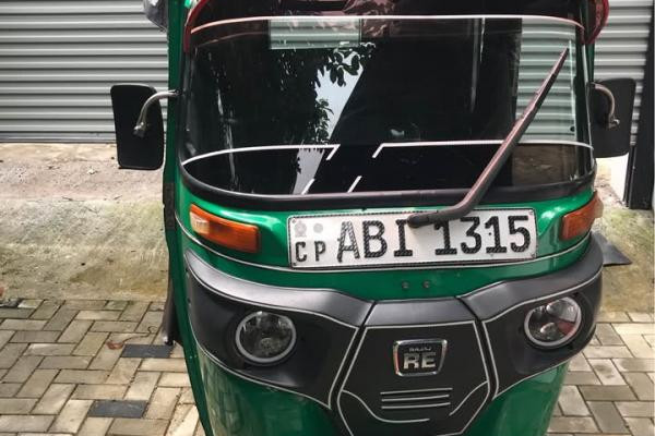 BAJAJ 2015 4 STROKE