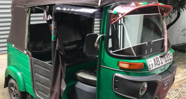 BAJAJ 2015 4 STROKE