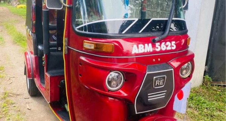 BAJAJ 2016 4 STROKE