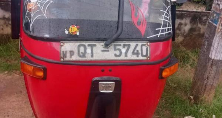 BAJAJ 2009 4 STROKE