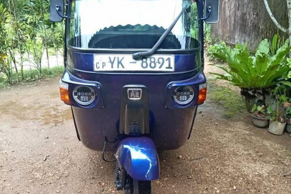 BAJAJ 2011 4 STROKE