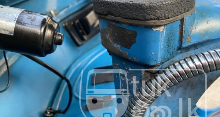 BAJAJ 2005 2 STROKE