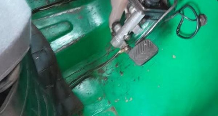 BAJAJ 2011 4 STROKE