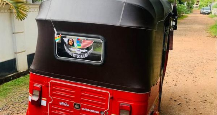 BAJAJ 2015 4 STROKE