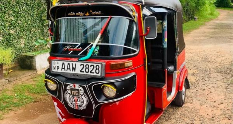 BAJAJ 2015 4 STROKE
