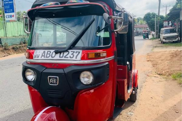 BAJAJ 2016 4 STROKE