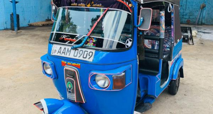 BAJAJ 2013 4 STROKE