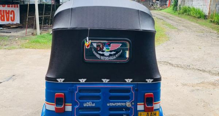 BAJAJ 2013 4 STROKE