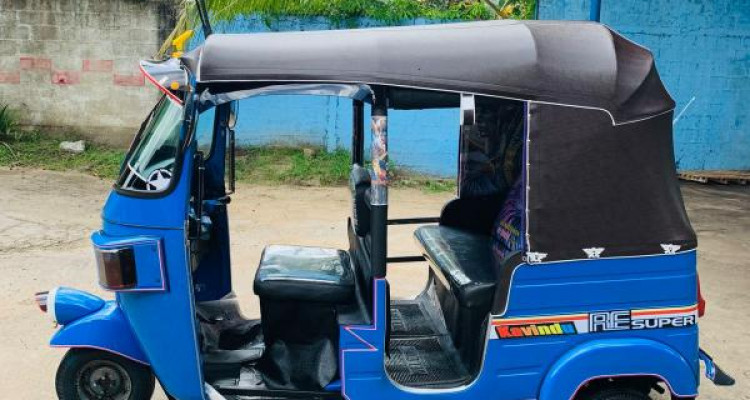 BAJAJ 2013 4 STROKE