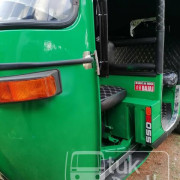 BAJAJ 2009 4 STROKE