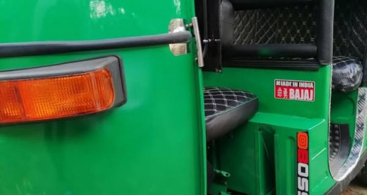 BAJAJ 2009 4 STROKE