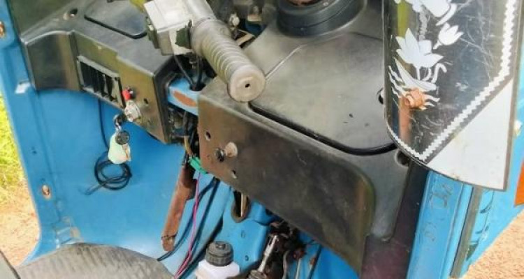 BAJAJ 2013 4 STROKE