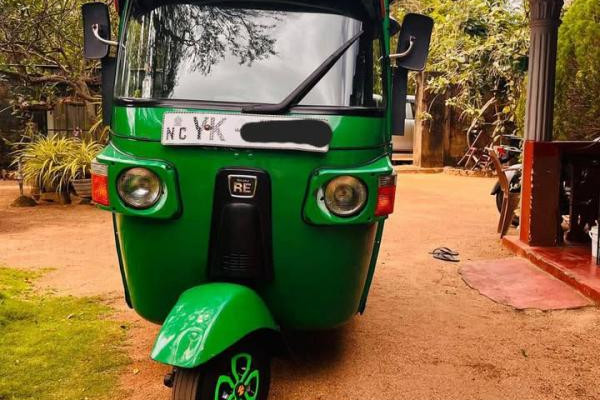 BAJAJ 2011 4 STROKE