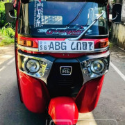 BAJAJ 2016 4 STROKE