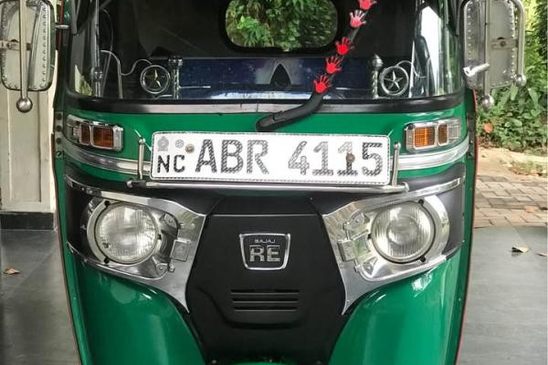 BAJAJ 2018 4 STROKE