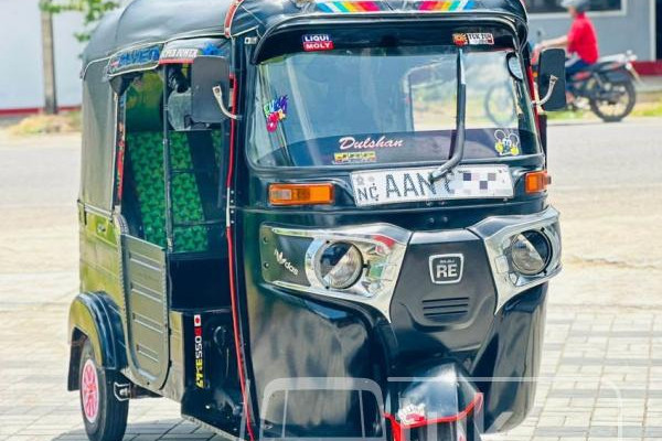 BAJAJ 2014 4 STROKE