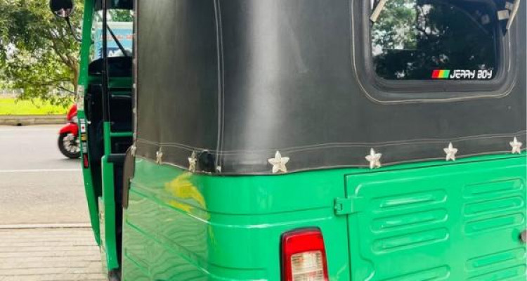 BAJAJ 2014 4 STROKE